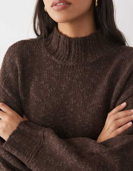 Abercrombie & Fitch jersey oversize con cuello alzado en marrón, 2 de 4