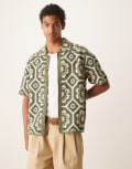 [Abercrombie & Fitch] Abercrombie & Fitch knitted four leaf clover crochet print shirt in khaki multi S MULTI