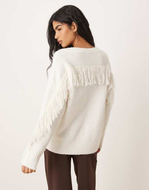 Abercrombie & Fitch knitted v-neck oversized jumper in cream, 3 of 4