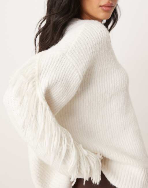 Abercrombie & Fitch knitted v-neck oversized jumper in cream, 4 of 4