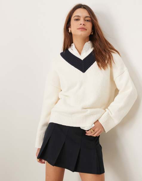 Abercrombie & Fitch – Kremowy sweter oversize z kontrastowym dekoltem w szpic - view 1