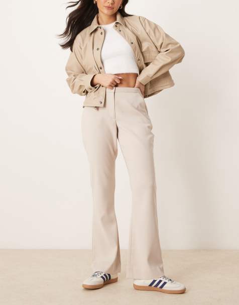 Abercrombie & Fitch – Kurvig geschnittene Bootcut-Hose in Grau mit niedrigem Bund - view 1