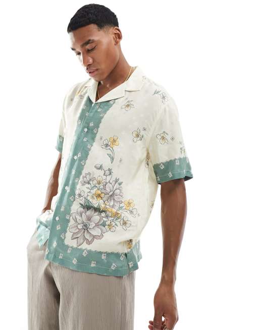 Abercrombie & Fitch – Kurzärmliges Hemd in Creme und Grün mit Blumenmuster und Bordüre