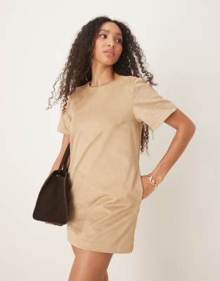 Abercrombie & Fitch - Kurzärmliges T-Shirt-Minikleid aus Wildleder in Hellbraun mit Rundhalsausschnitt