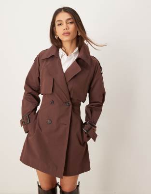 Abercrombie & Fitch - Kurzer Trenchcoat in Braun-Neutral