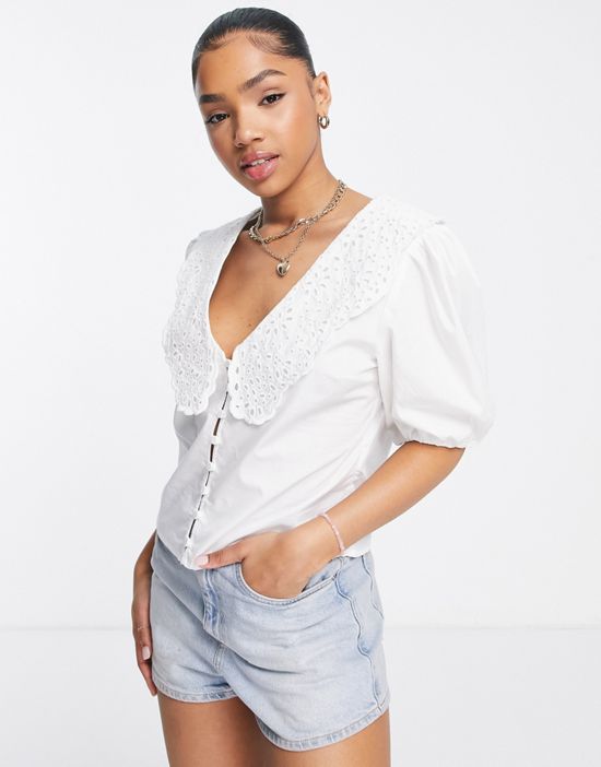 https://images.asos-media.com/products/abercrombie-fitch-lace-collar-top-in-white/202080613-1-brilliantwhite?$n_550w$&wid=550&fit=constrain