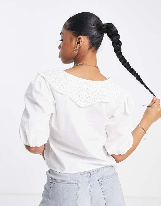 https://images.asos-media.com/products/abercrombie-fitch-lace-collar-top-in-white/202080613-2?$n_550w$&wid=550&fit=constrain