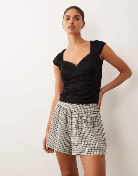 Abercrombie & Fitch lace sweetheart top with built in bra in black