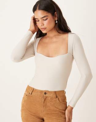 Abercrombie & Fitch - Langärmliger Body in Cremeweiß mit BH-Einsatz-Neutral