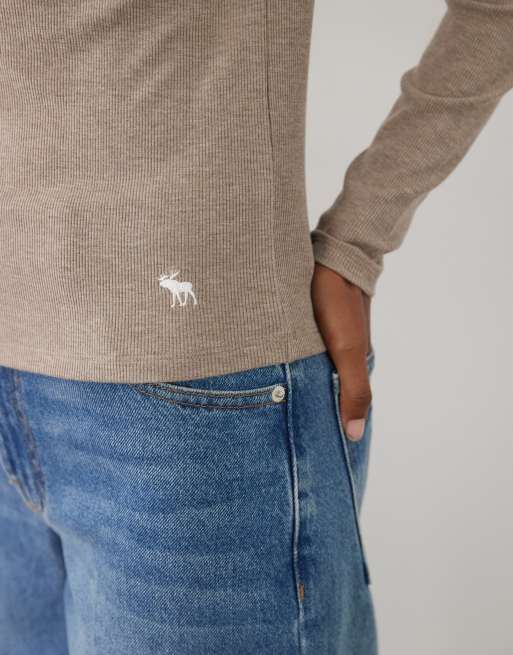 Abercrombie & Fitch langärmliges geripptes Henley-Oberteil in Braun, 3 von 4