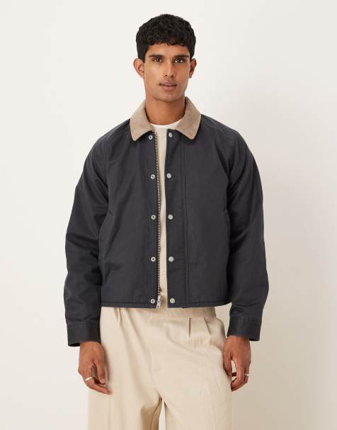 Abercrombie & Fitch – Leichte Cropped-Barnjacke in Schwarz - view 1