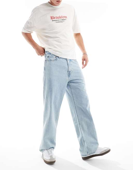 Abercrombie & Fitch - Lette, vintage-inspirerede jeans i lys vask i poset pasform