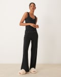[Abercrombie & Fitch] Abercrombie & Fitch lettuce hem pyjama bottoms in black (part of a set) XL Black beauty