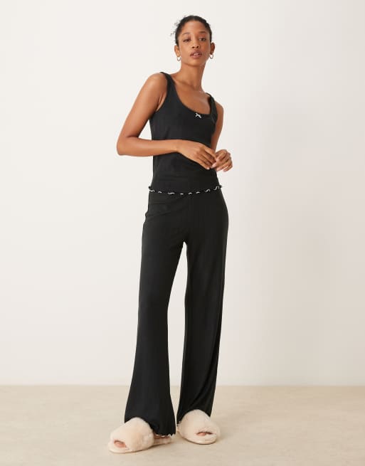 Abercrombie & Fitch lettuce hem pyjama bottoms in black (part of a set)