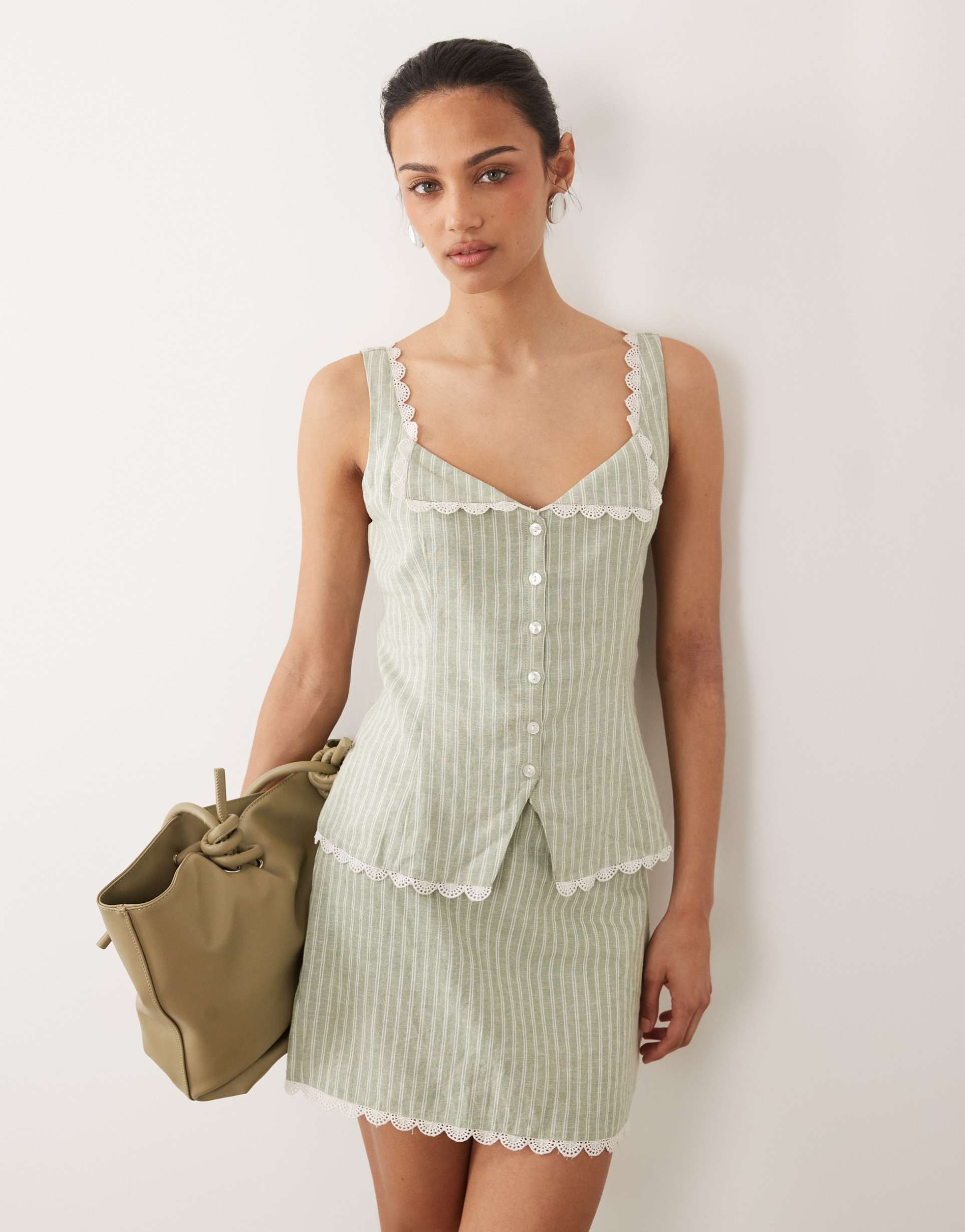 abercrombie & fitch linen blend cami top with scalloped edge in green stripe - part of a set