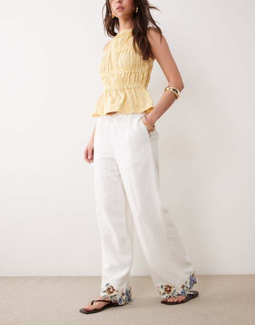 Abercrombie & Fitch linen rich wide leg pull on trousers with embroidered hem in white, 2 of 5