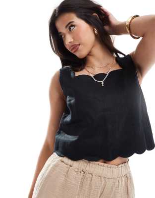 Abercrombie & Fitch linen scallop edge top in black