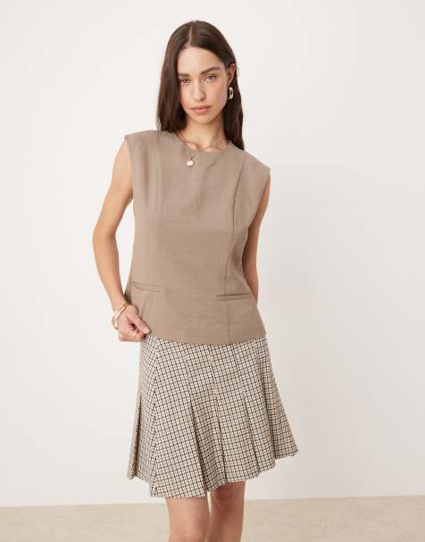 Abercrombie & Fitch – Ljusbrun, figursydd topp i lång modell - view 1