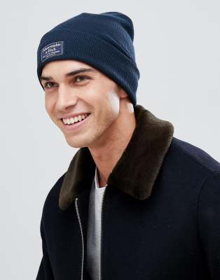 Logo Label Turn Up Rib Beanie in Navy 