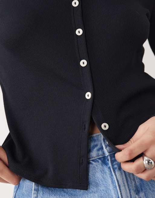 Abercrombie & Fitch long sleeve button up top in black, 3 of 4