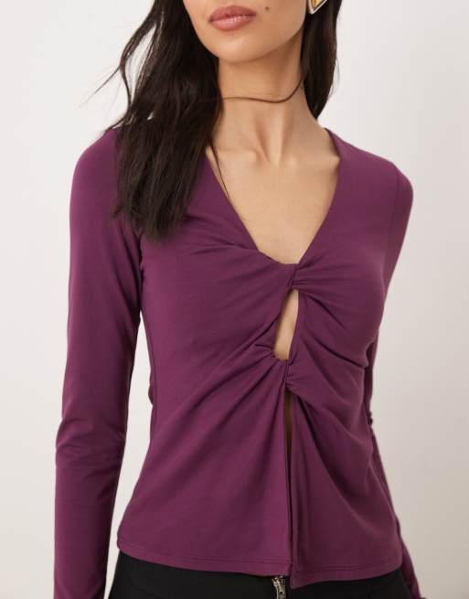 Abercrombie & Fitch long sleeve cut out twist top in plum, 4 of 4