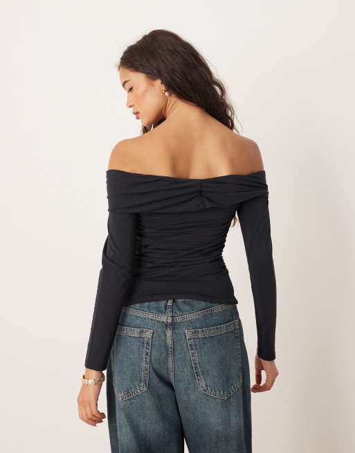 Abercrombie & Fitch long sleeve off the shoulder hardware top in black, 3 of 4
