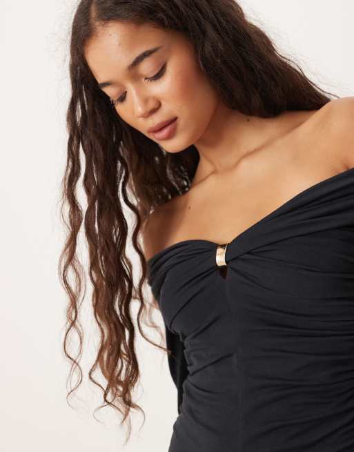 Abercrombie & Fitch long sleeve off the shoulder hardware top in black, 4 of 4