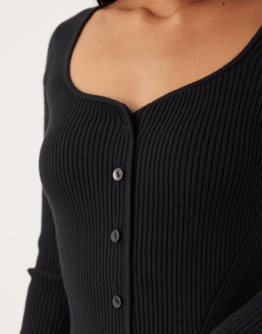 Abercrombie & Fitch long sleeve v neck fitted maxi dress in black, 4 of 4