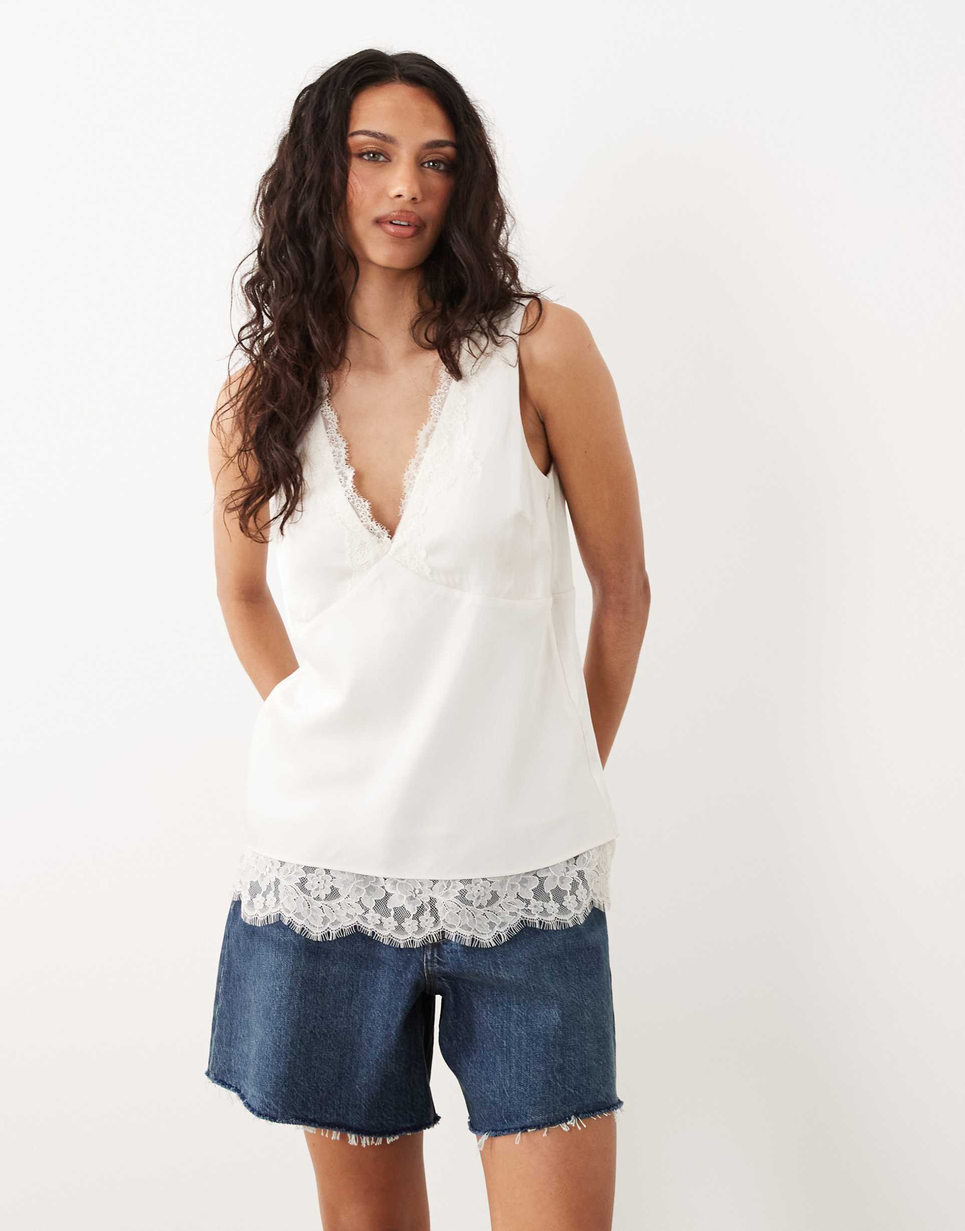 abercrombie & fitch longline lace hem detail v-front cami top in white