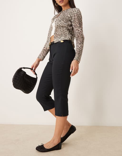 Abercrombie & Fitch low rise tailored capri pants in black, 4 of 5