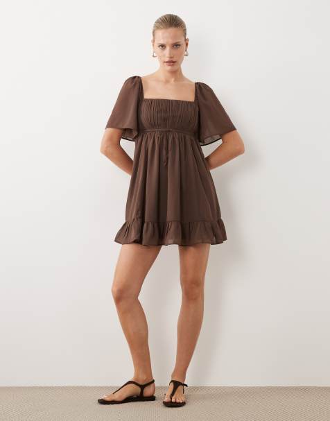 Abercrombie & Fitch - Luchtige mini babydoll jurk in bruin - view 1