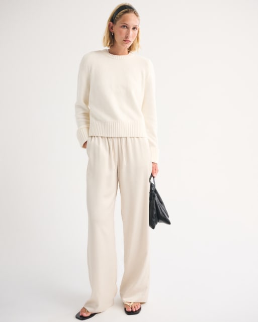 Abercrombie & Fitch Madeline crew sweater in cream, 2 of 4