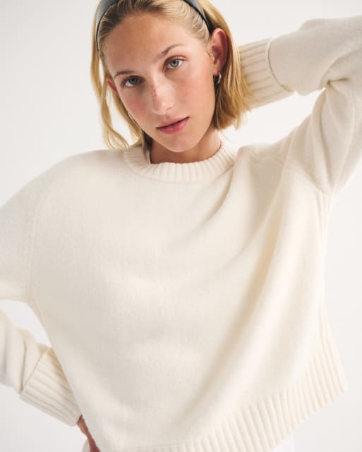 Abercrombie & Fitch Madeline crew sweater in cream, 3 of 4