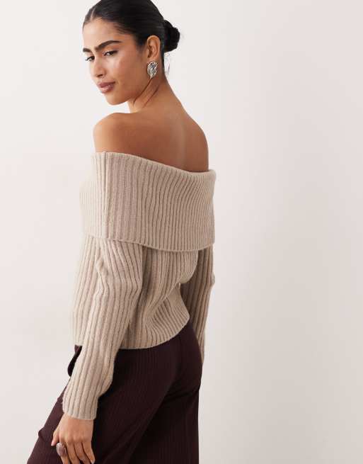 Abercrombie & Fitch - Maglione con scollo risvoltato e spalle scoperte color avena, 3 di 4