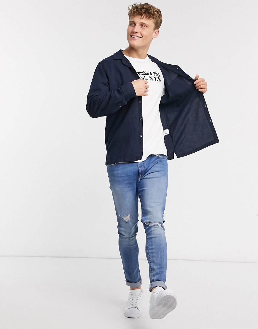Abercrombie & Fitch – Marinblå långärmad linneskjorta med tencel
