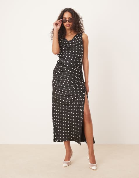 Abercrombie & Fitch - Maxi-jurk met gedrapeerde halslijn en stippen in zwart - view 1