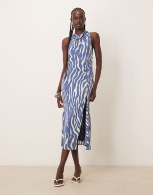 Abercrombie & Fitch - Maxikleid mit Wasserfallausschnitt, hohem Schlitz und Animalprint-Blau