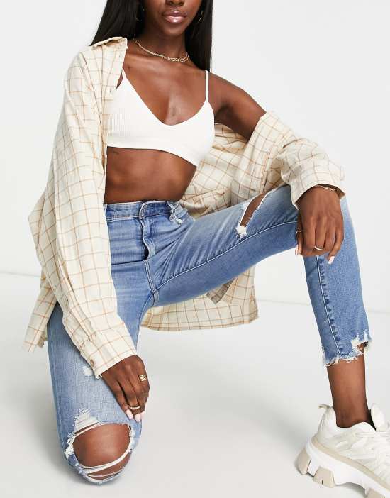 https://images.asos-media.com/products/abercrombie-fitch-med-light-distressed-skinny-jeans-in-light-destroy/201179297-4?$n_550w$&wid=550&fit=constrain