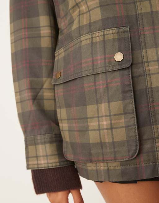 Abercrombie & Fitch mid length contrast collar waxed barn jacket in green plaid, 4 of 4