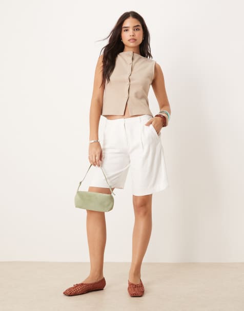 Abercrombie & Fitch mid rise bermuda shorts in white - view 1