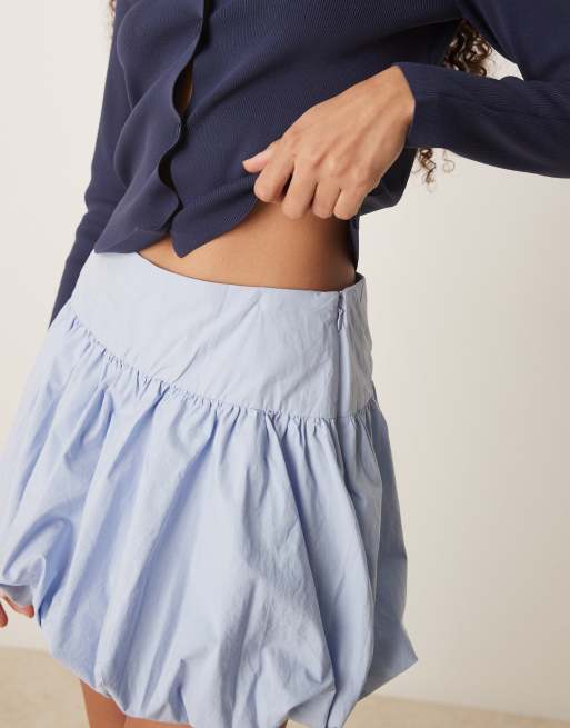 Abercrombie & Fitch mid rise drop waist bubble mini skort in blue, 2 of 5