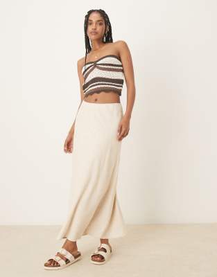 mid rise linen mix maxi skirt in oatmeal-White