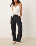 [Abercrombie & Fitch] Abercrombie & Fitch mid-rise pull-on straight leg pants with side stripe detail in black W27-28 BLACK