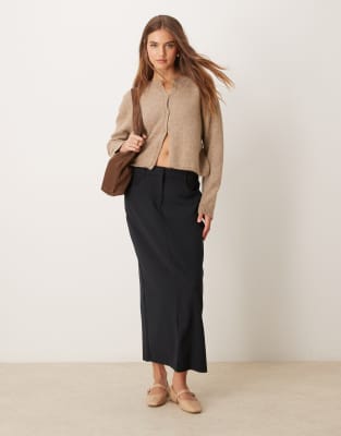 Abercrombie & Fitch mid rise tailored maxi skirt in black