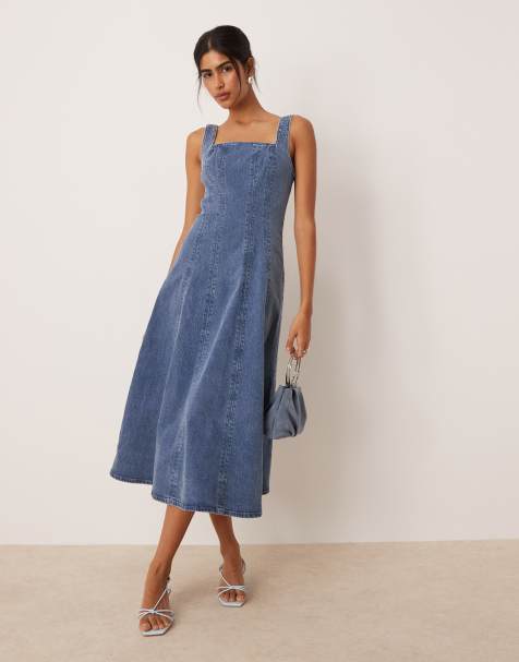 Abercrombie & Fitch - Midi-denimkjole i indigoblå vask med firkantet hals og paneler og svaj - view 1