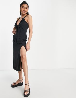 Abercrombie & Fitch - Midi-Trägerkleid in Schwarz mit gerafftem Ausschnitt