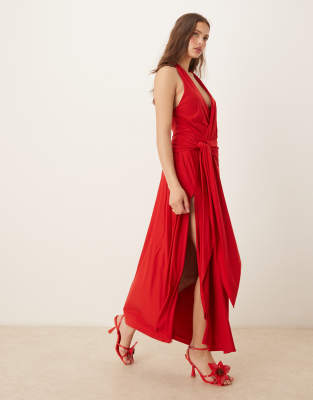 Abercrombie & Fitch - Neckholder-Maxikleid in Rot mit betonter, geknoteter Vorderseite-Grün