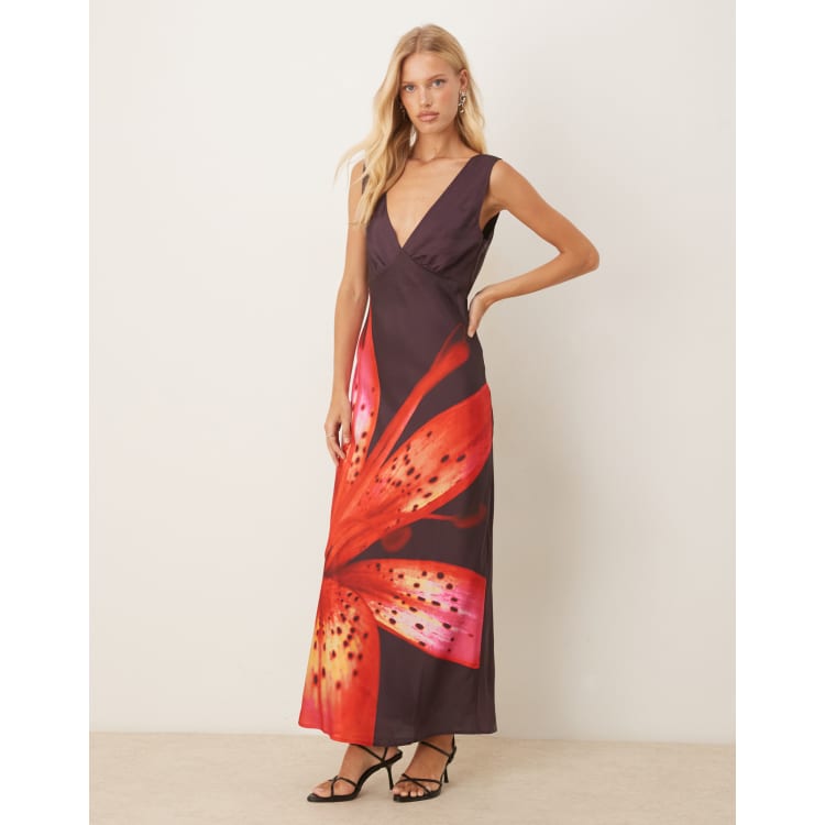 Abercrombie & Fitch occasion open back maxi dress in red flower print | ASOS
