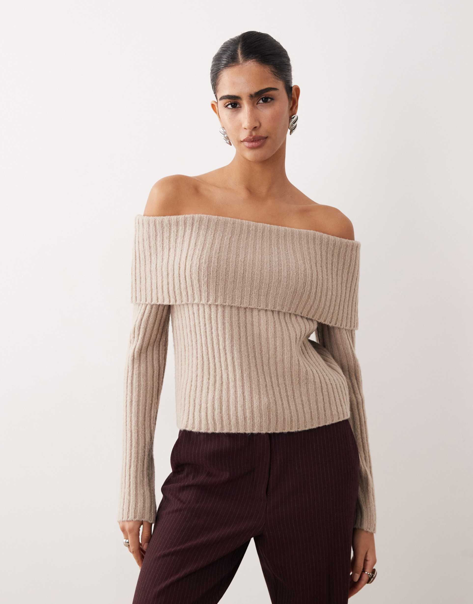 abercrombie & fitch off shoulder foldover sweater in oatmeal
