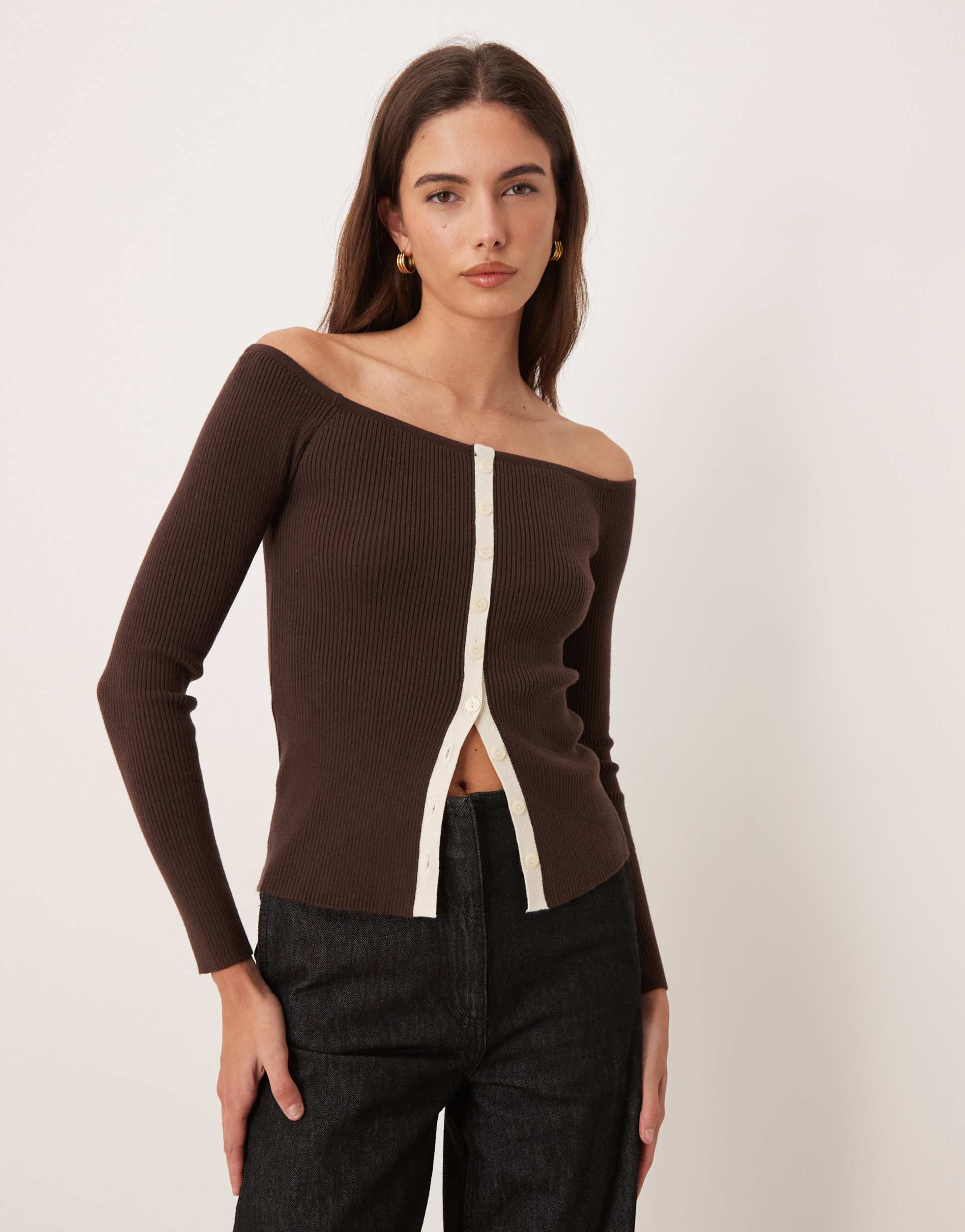 abercrombie & fitch off shoulder top in brown